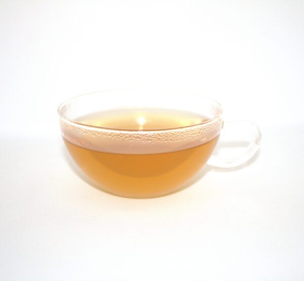 China Green Pu Erh Sheng Cha Biotee, Ernte 2024, Povinz Yunnan, Gelbliche Tasse, frisch, grasig, herb – Bild 2